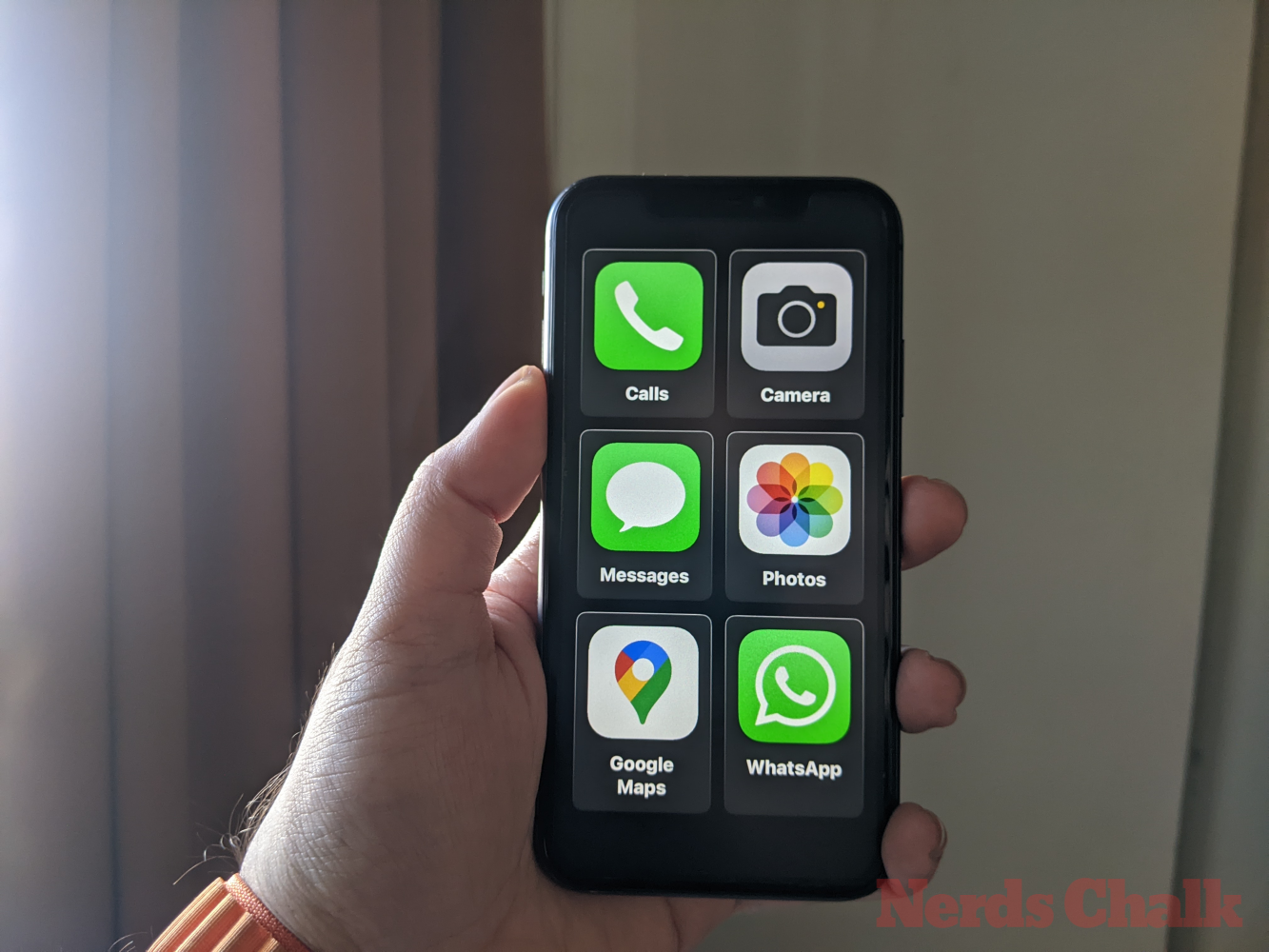 探索如何在 iPhone 上启用和自定义辅助访问功能