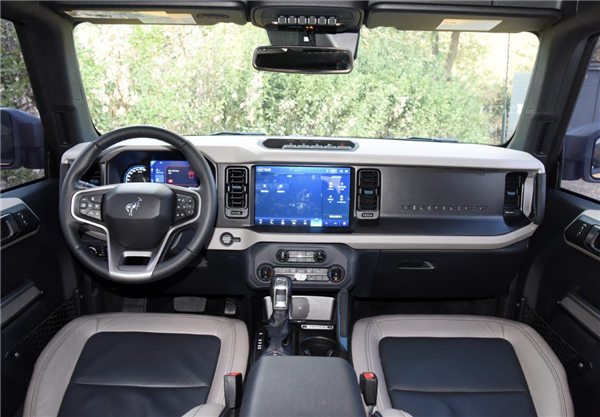 全新福特国产Bronco震撼亮相,展现强劲越野本色!