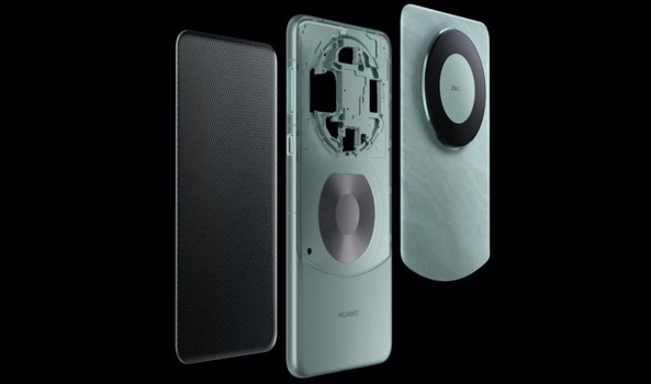 科技新闻：iPhone 15 vs 华为Mate 60 - 两大巨头巅峰对决