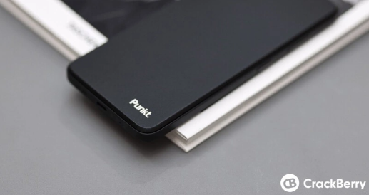 重返经典:Punkt MC01 Legend QWERTY键盘手机即将亮相