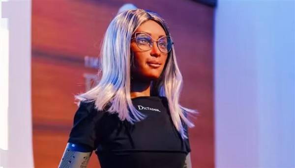 波兰酒厂聘请机器人担任CEO：全天候工作，无休无止