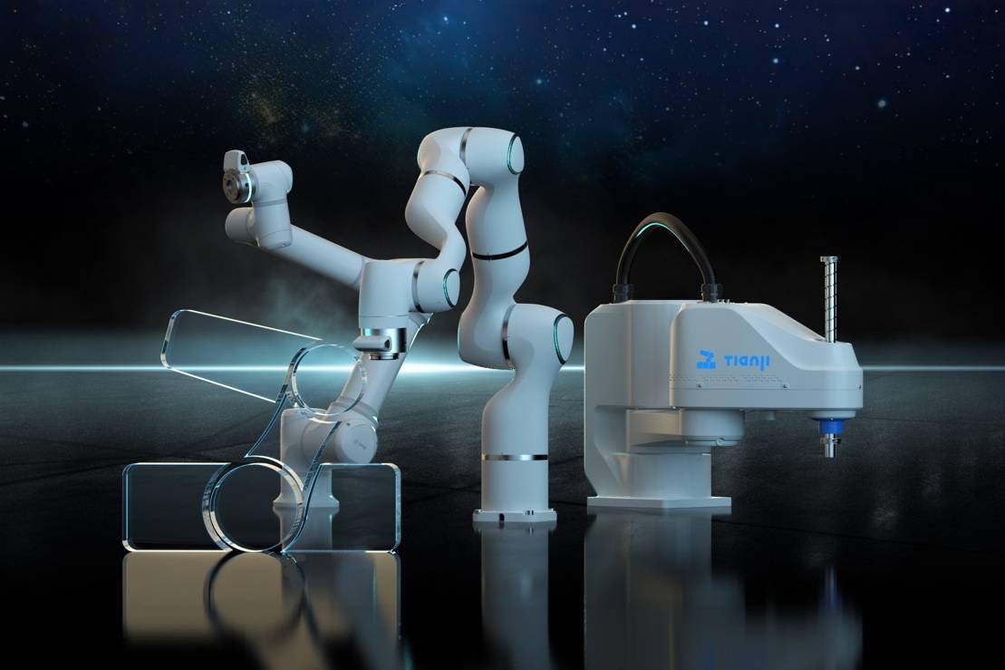 工博会上现身“蛋雕大师”,天机机器人高能“炫技”震撼全场