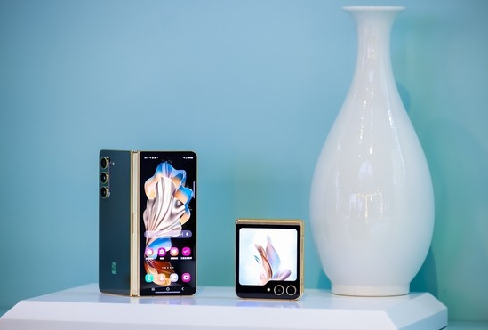 三星W24与W24 Flip手机：将高贵陶瓷设计与折叠屏技术完美结合