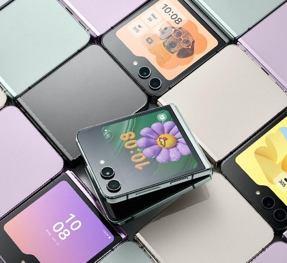 折叠屏手机的未来之选：Galaxy Z Flip5的轻便便携性