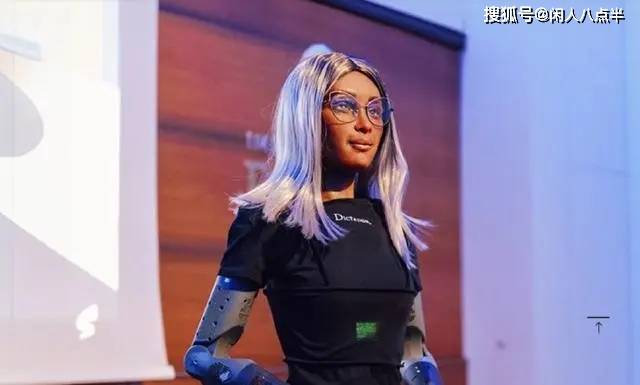 准备好与机器人竞争食物了吗？波兰公司雇佣全球首位机器人CEO，全年无休