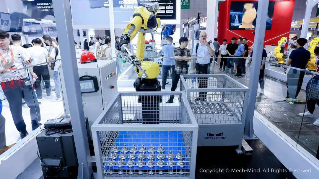 工博会首日 | 梅卡曼德携手七大合作伙伴亮相机器人展，20+智能应用震撼全场