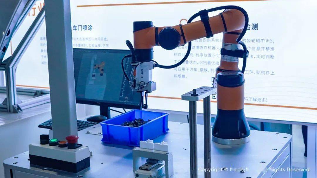 工博会首日 | 梅卡曼德携手七大合作伙伴亮相机器人展，20+智能应用震撼全场