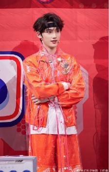 星光璀璨，mithworld沵媞迎接初秋的乐章