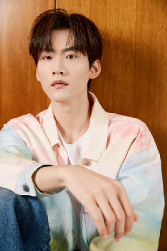 星光璀璨，mithworld沵媞迎接初秋的乐章