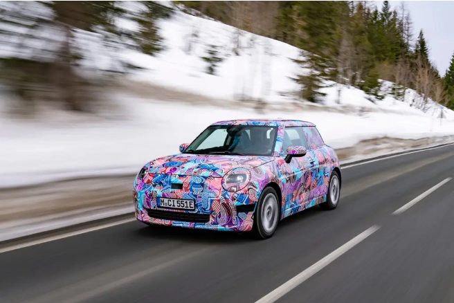 蜂巢能源供应高性能电池，助力MINI电动车型