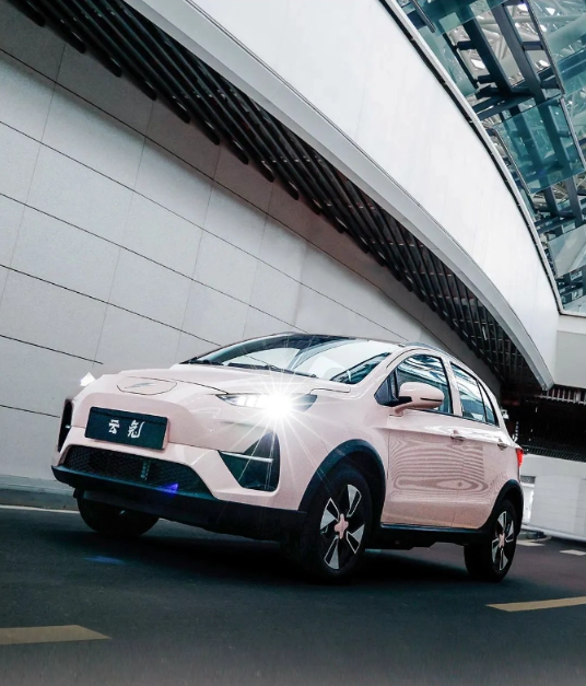 云度汽车惊艳发布全新纯电SUV「云兔」，两款全新配置引爆市场