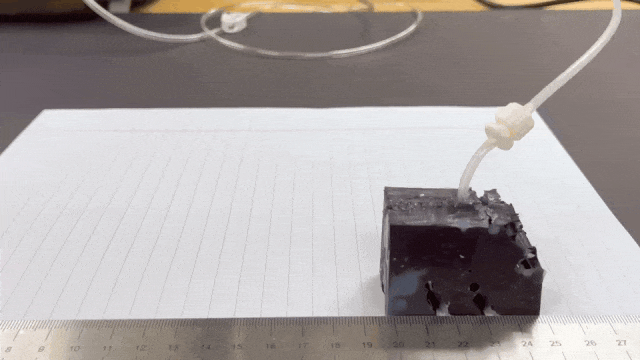 在笔记本电脑上从头设计一款会走路的机器人,AI只需26秒