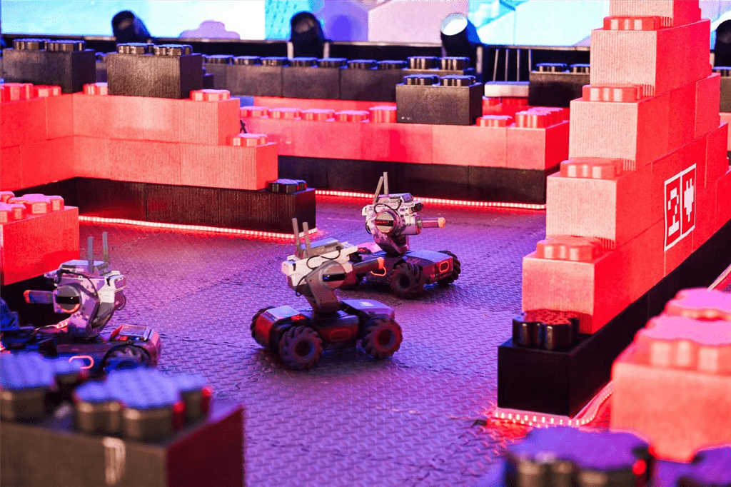 点燃青少年科技梦想：奉贤街道引领机器人比赛风潮