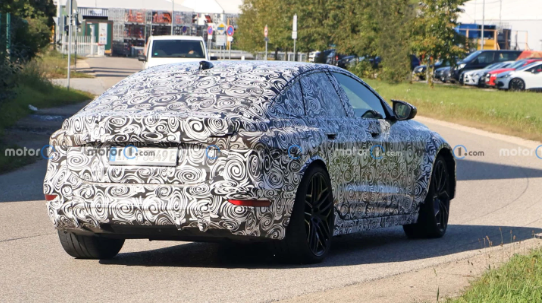 曝光!奥迪RS6 e-tron电动高性能新星的路测照片