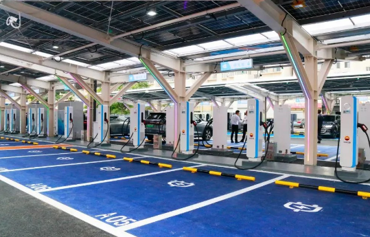 中国石油天津示范站开业:创新充电+便利店服务模式