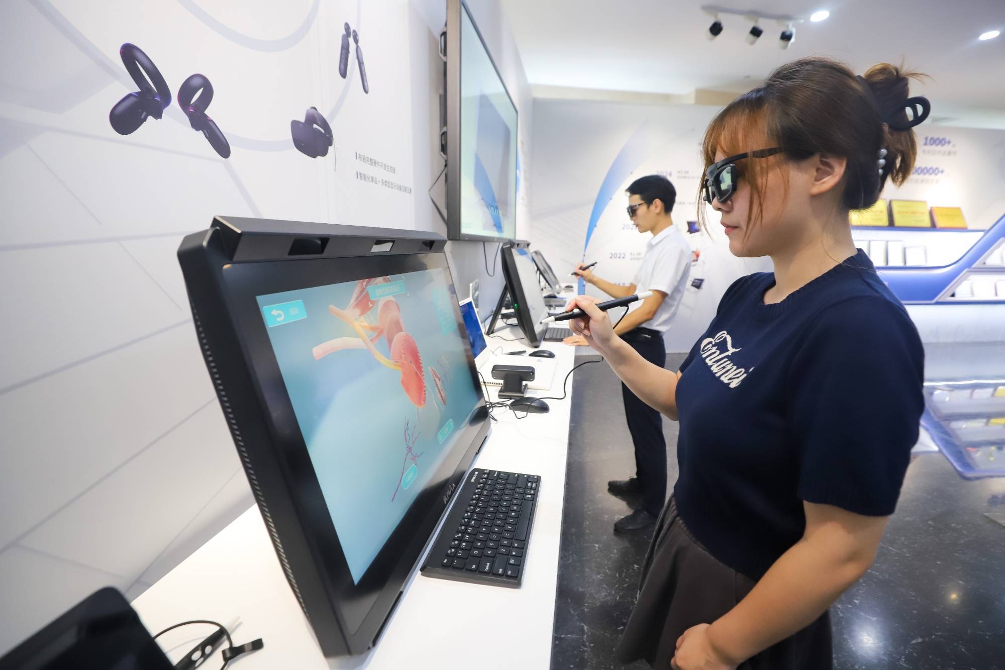 南昌VR产业今年创下800亿元的营收纪录