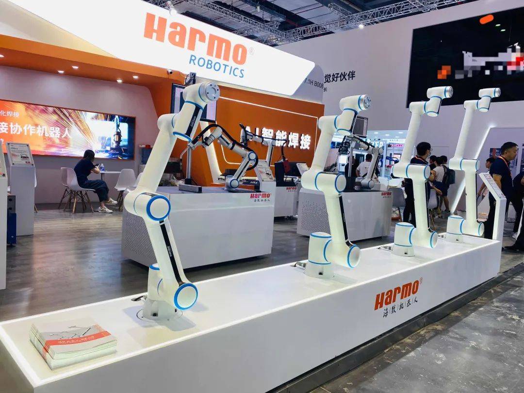 AI+焊接，工博会上的海默机器人“技多不压身”
