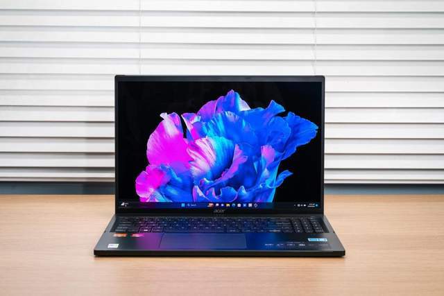 搭载锐龙7 7840U处理器的宏碁传奇Edge 16轻薄本:大屏便携AI利器的终极评测