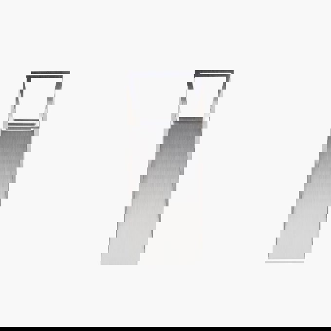 特斯拉推出赛博啤酒与酒杯套装:灵感来自 Cybertruck,售价 150 美元