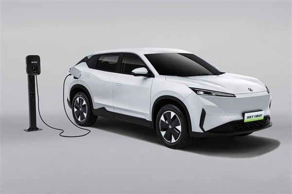 长安深蓝S7发布官图，与东风风神电动SUV进行首要比较