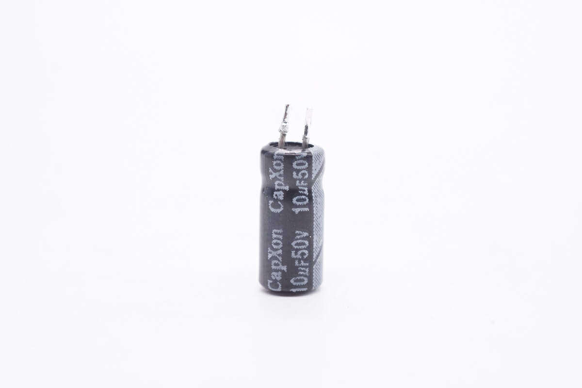 既是充电器也是手办,绿联30W Q湃机器人快充拆解