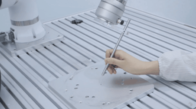 大族协作机器人斩获“2023焊接机器人产业链先锋奖”