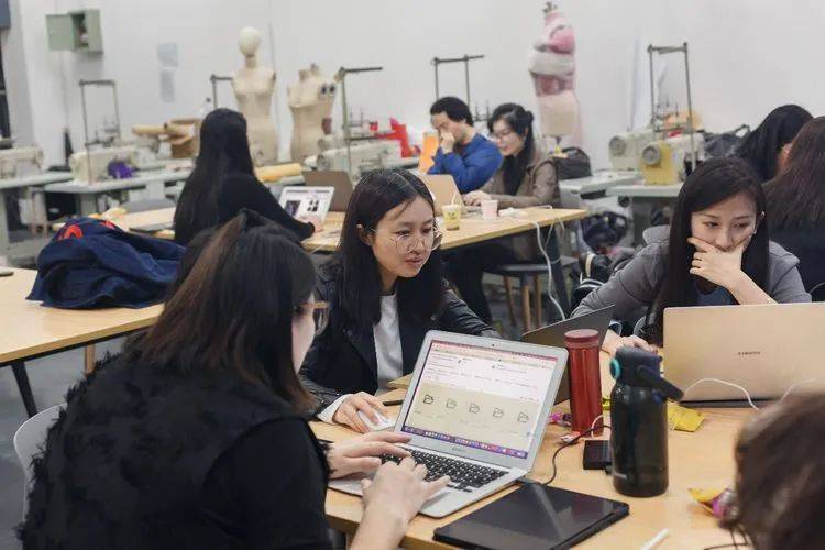 10月重庆AI实操课回顾