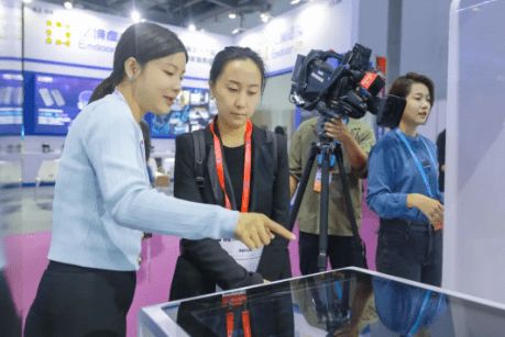 引爆元宇宙热潮！东超科技精彩亮相2023世界VR产业大会