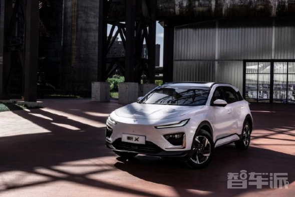 哪吒汽车大展抱负 2026年百万辆销量目标曝光