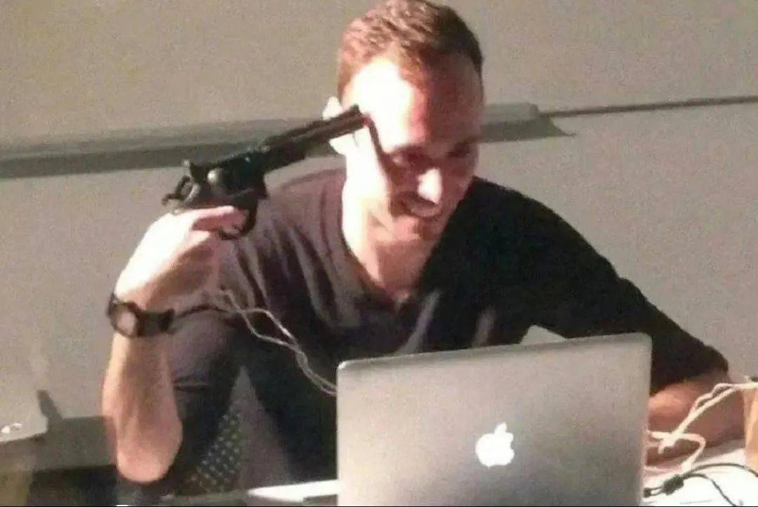 人手一个助理，三句话让AI替我上班