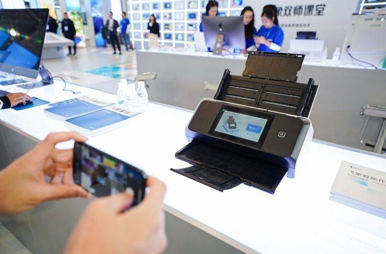 飞象星球旗下产品上线AI功能，互动量提升25%