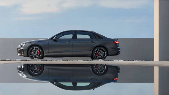 2024年奥迪A4L全新车型亮相,四款车型全面上市,售价32.18-40.08万元