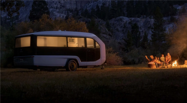 可远程控制自带轮毂电机,Pebble首款智能拖挂房车亮相!