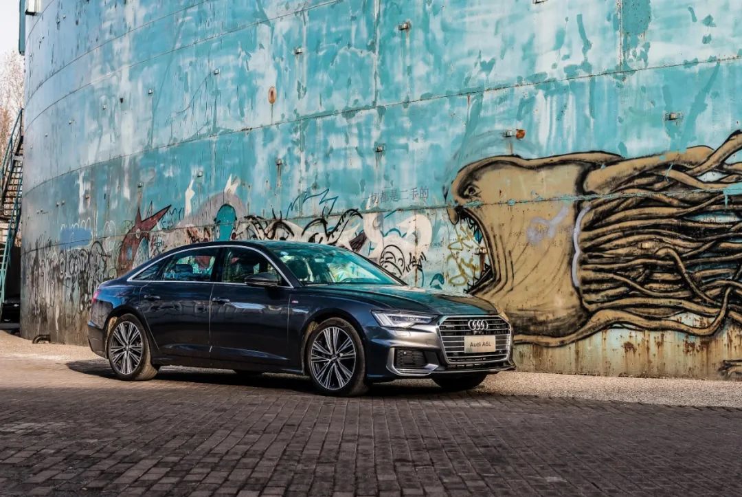 豪车销量不降反增,大家的钱包真的更鼓了?