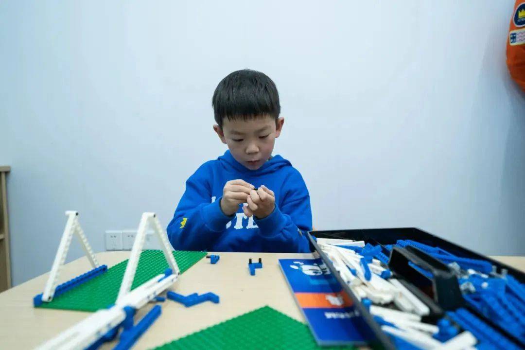 2024青少年机器人技术等级考(1-4级),每个学机器人的孩子都该拥有的1次证明