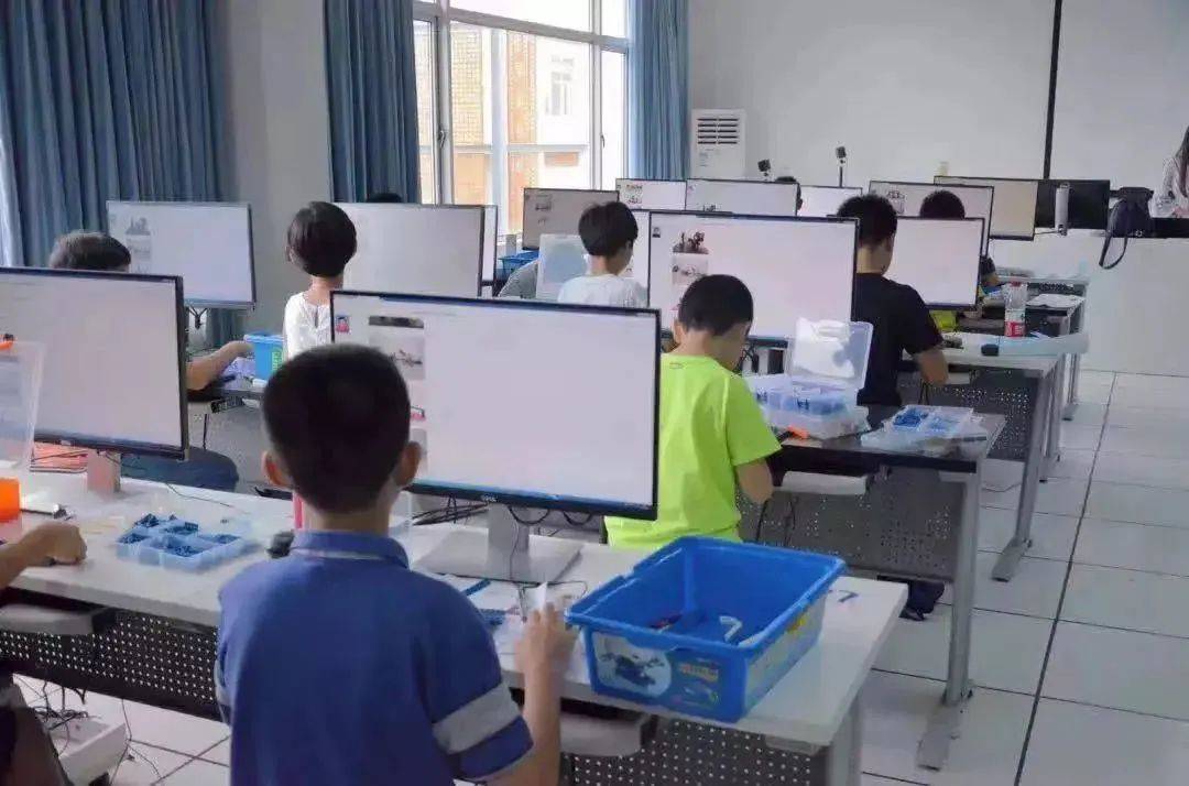 2024青少年机器人技术等级考(1-4级),每个学机器人的孩子都该拥有的1次证明