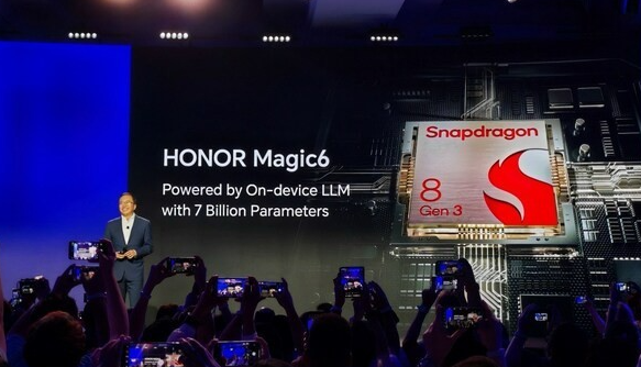 荣耀Magic6系列支持AI端侧大模型 智能成片功能首次亮相