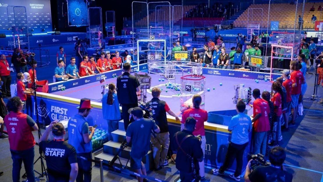 泛林集团以 FIRST Global机器人挑战赛为舞台，培养未来的STEM人才