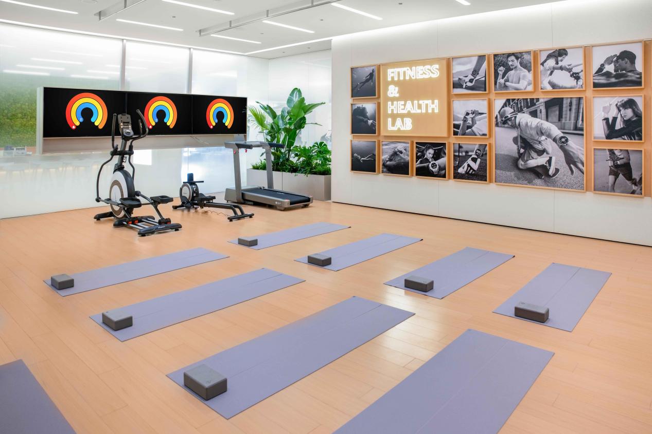 历史与现代的火花迸发！华为天津旗舰店盛大开业：融合品牌荣耀与城市时尚