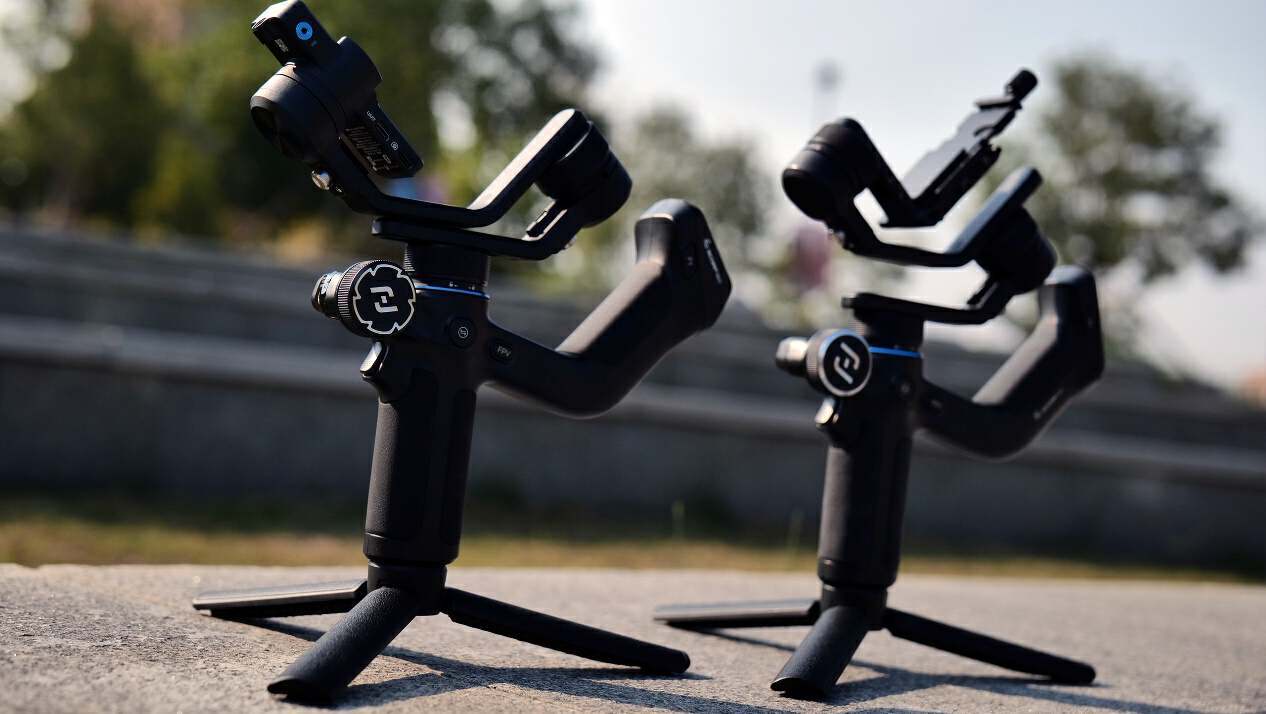 AI赋能,轻便全能王再次升级,飞宇SCORP MINI 2稳定器