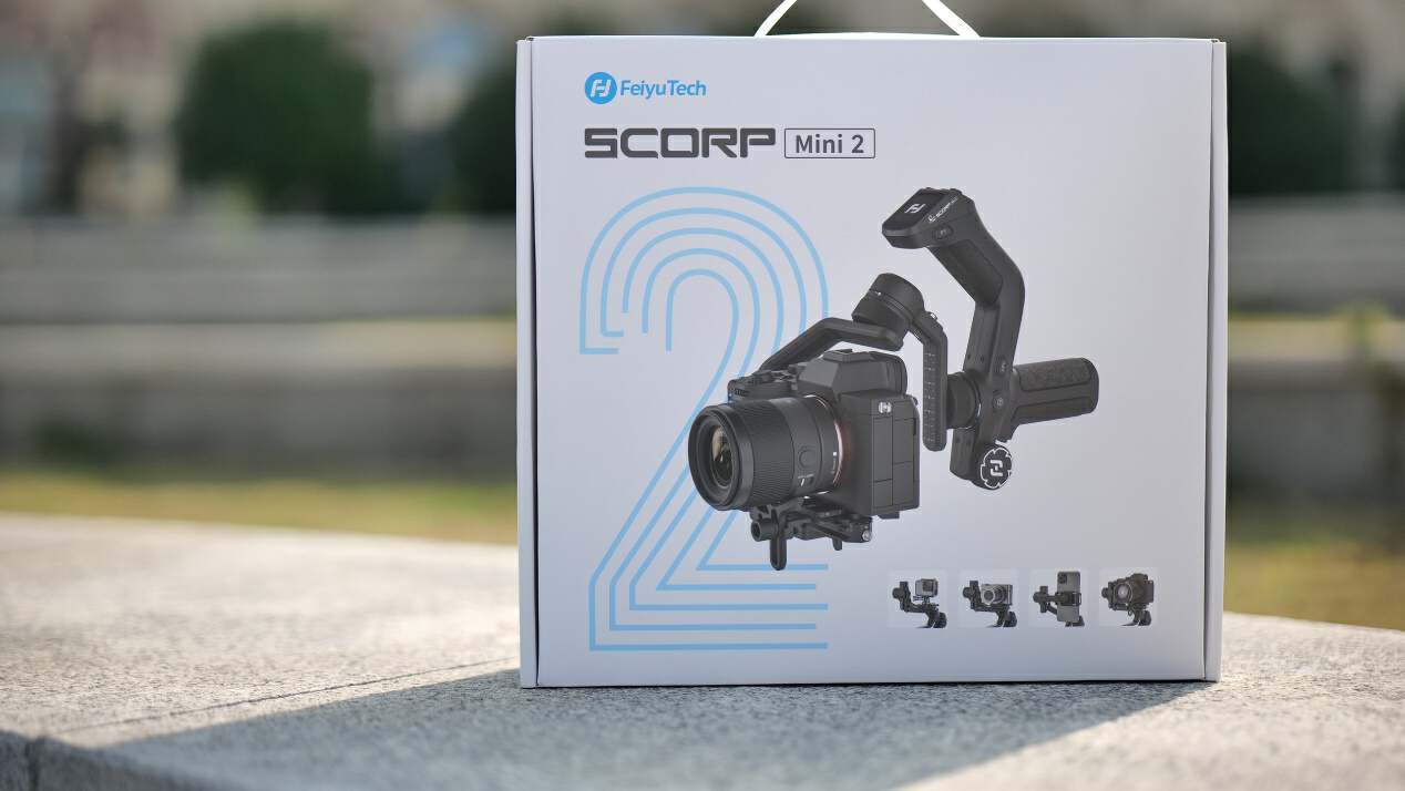 AI赋能,轻便全能王再次升级,飞宇SCORP MINI 2稳定器