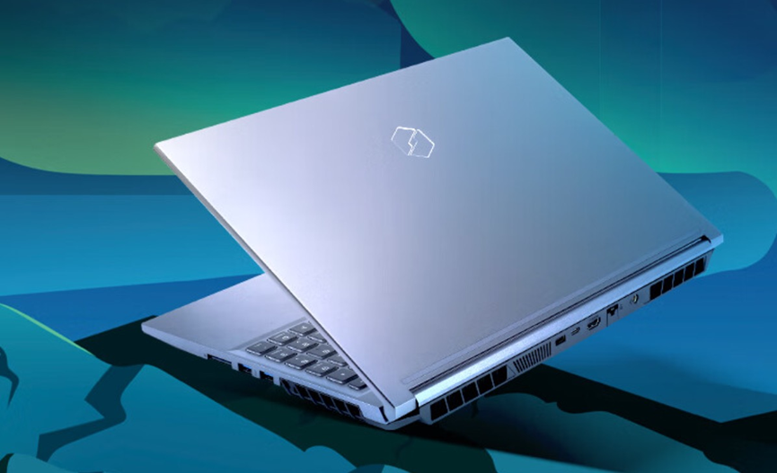 把握机会,今天就入手 AI 加速的 RTX 40 系笔记本