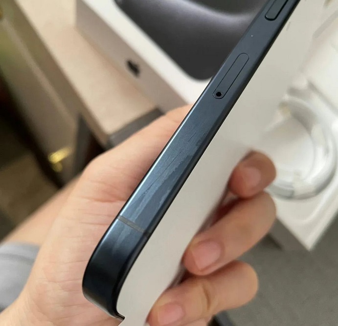 iPhone15系列大翻车合集,快看看你有没有中招!(iPhone15系列大翻身)