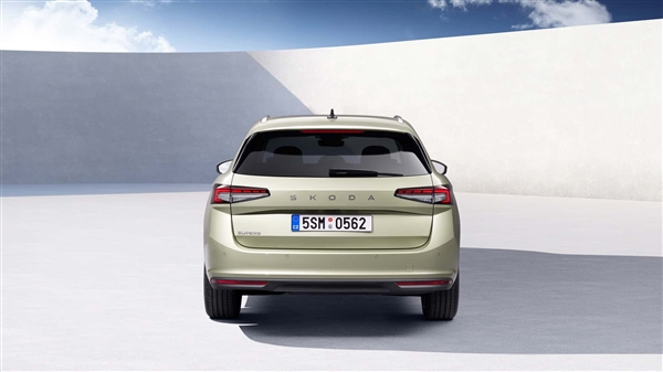 全新一代斯柯达速派：令人难忘的时尚外观和先进科技发布