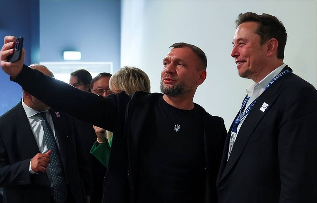 中、美、欧罕见达成一致，在伦敦签署AI监管宣言，俄罗斯被排除出局