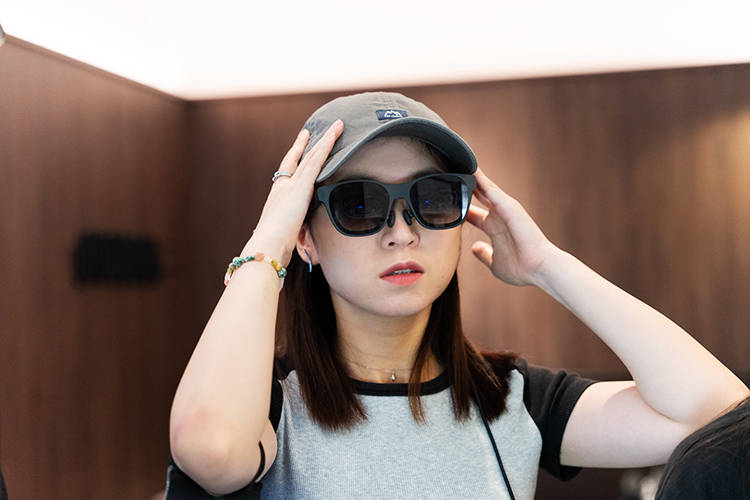 开拓商业全球化之路:AR眼镜引领3D世界新时代