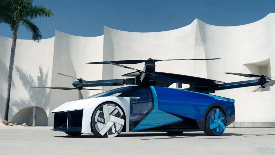 小鹏转型：明日之星舰、陆地航母、双足机器人，汽车不再是他的热门选择？