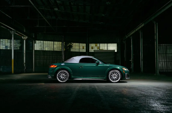 奥迪发布限量版敞篷车:TT Roadster Final Edition,仅限50台