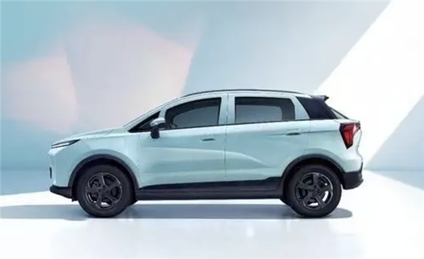 几何E萤火虫新车型正式亮相，续航里程提升至401公里