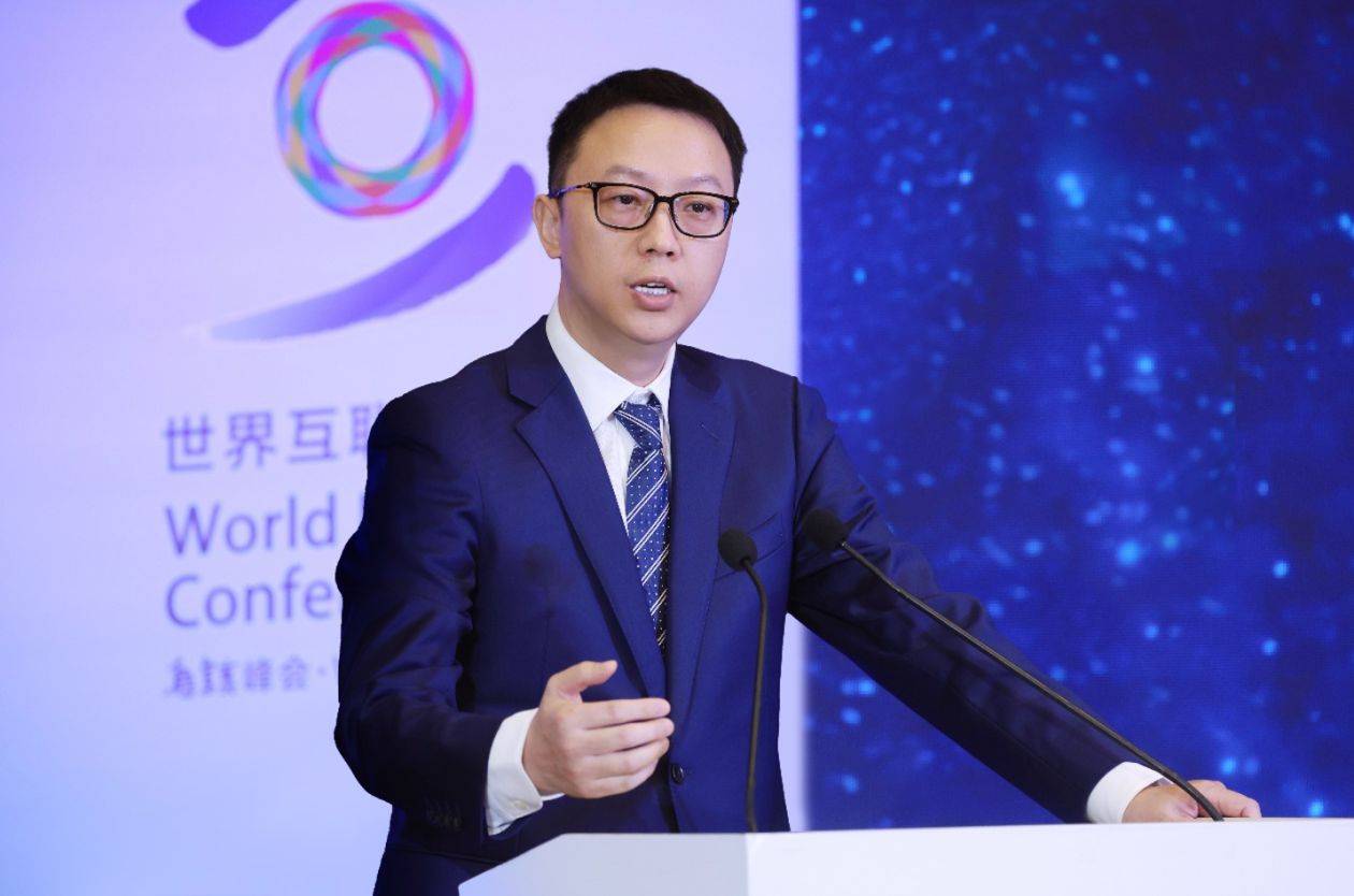 阿里巴巴CEO吴泳铭：AI计算的重要性已经超越了传统计算